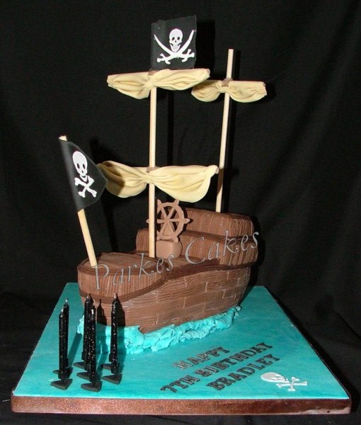 pirate ship birthday cake